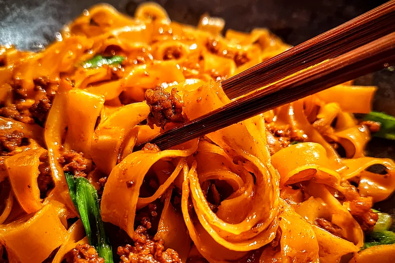 Cooking process for Savory Noodle Bowl Delight